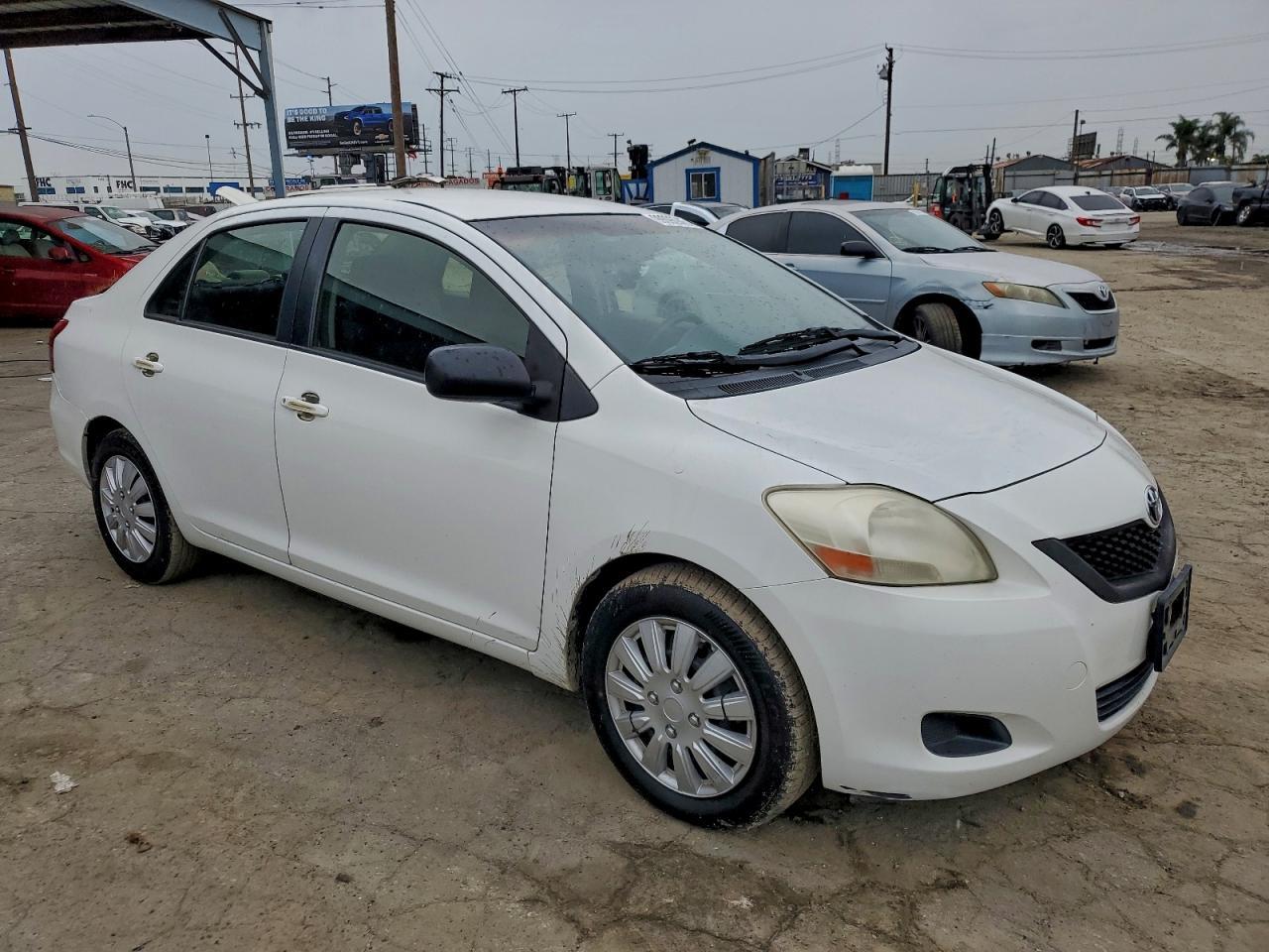2012 TOYOTA YARIS