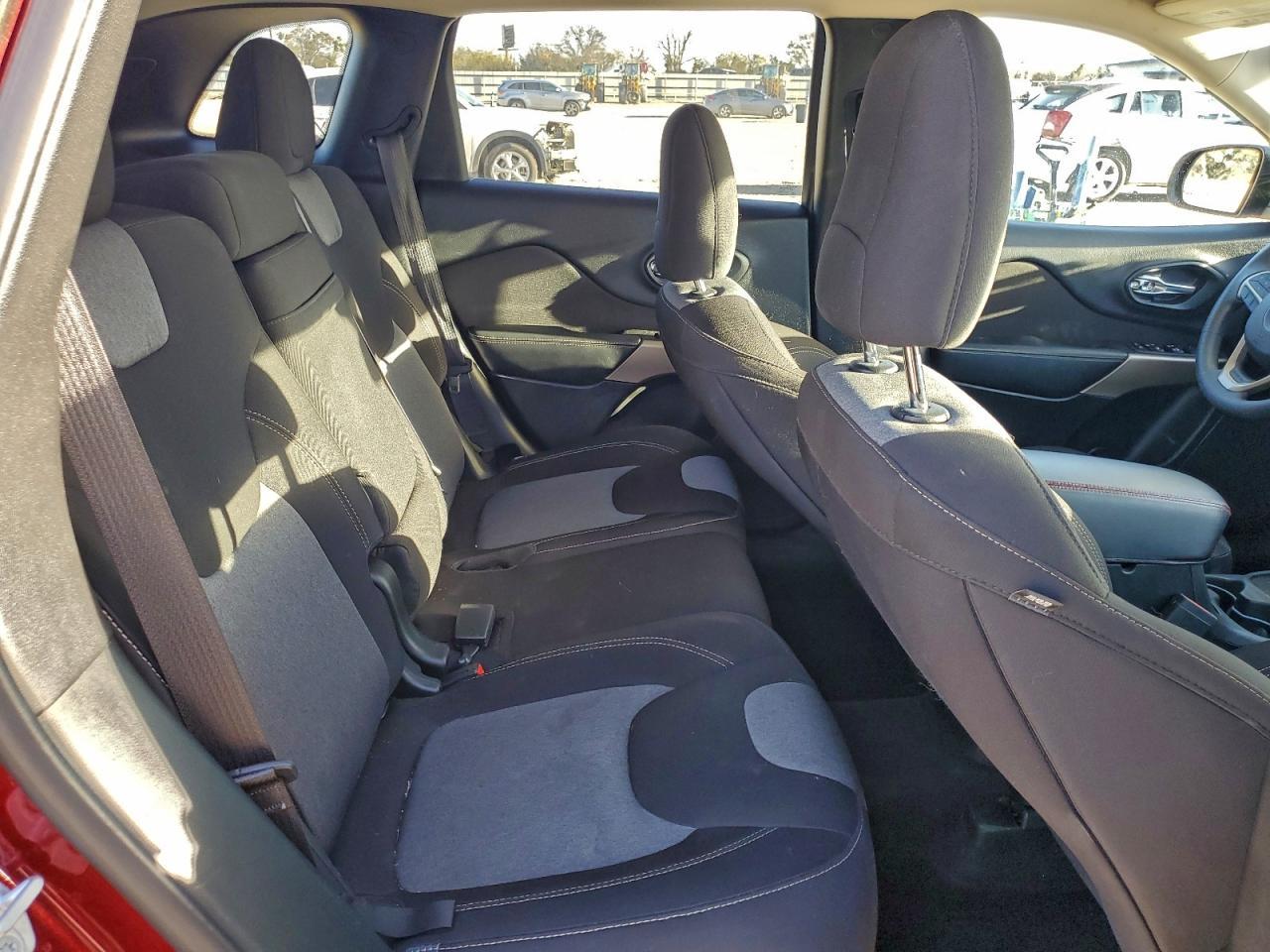 2018 JEEP CHEROKEE