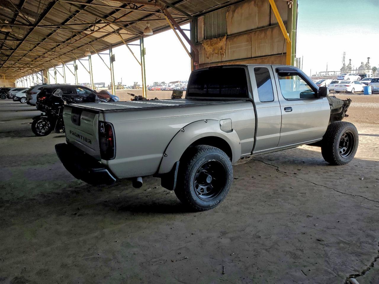 2001 NISSAN Frontier