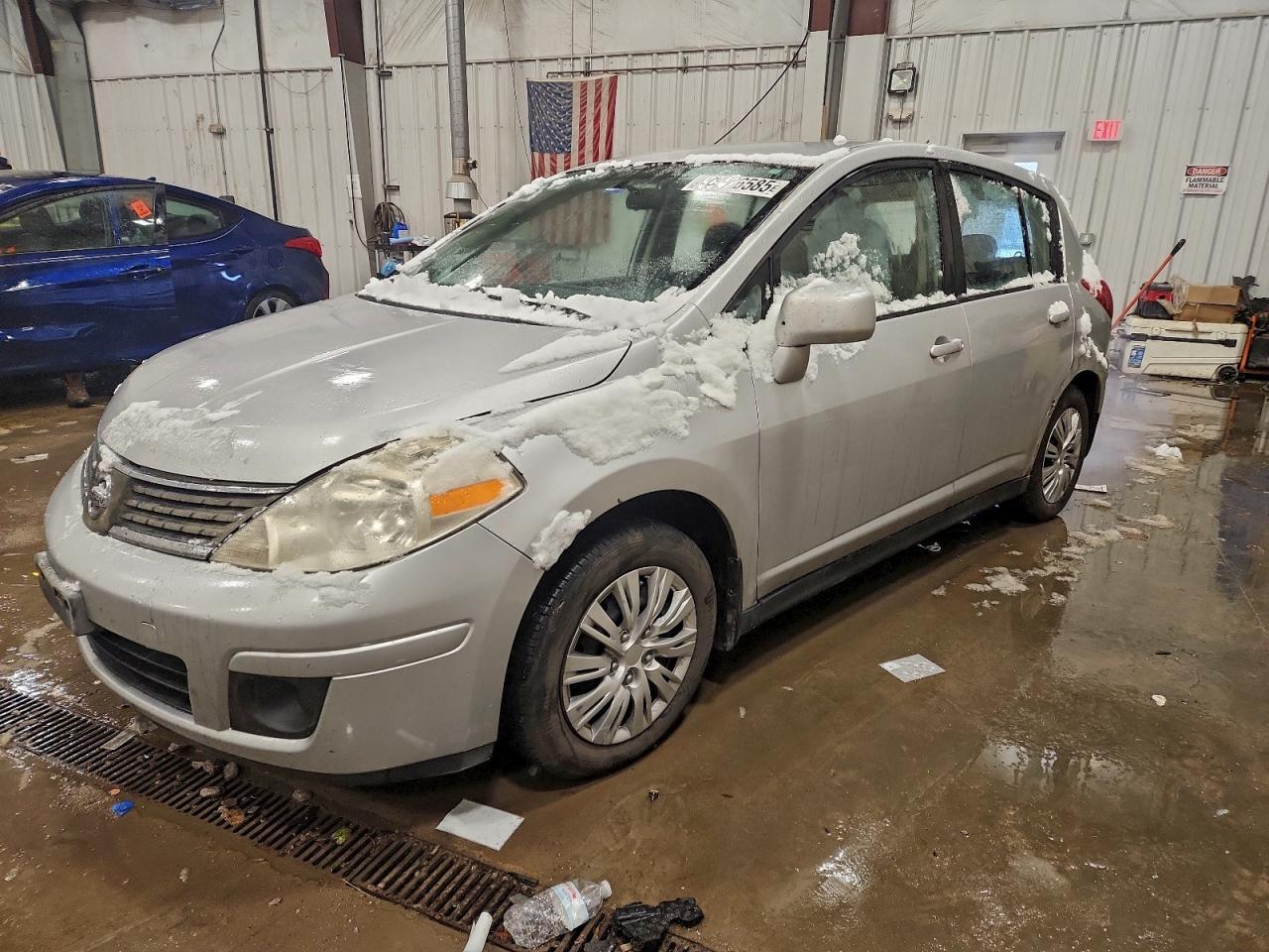 2009 NISSAN VERSA