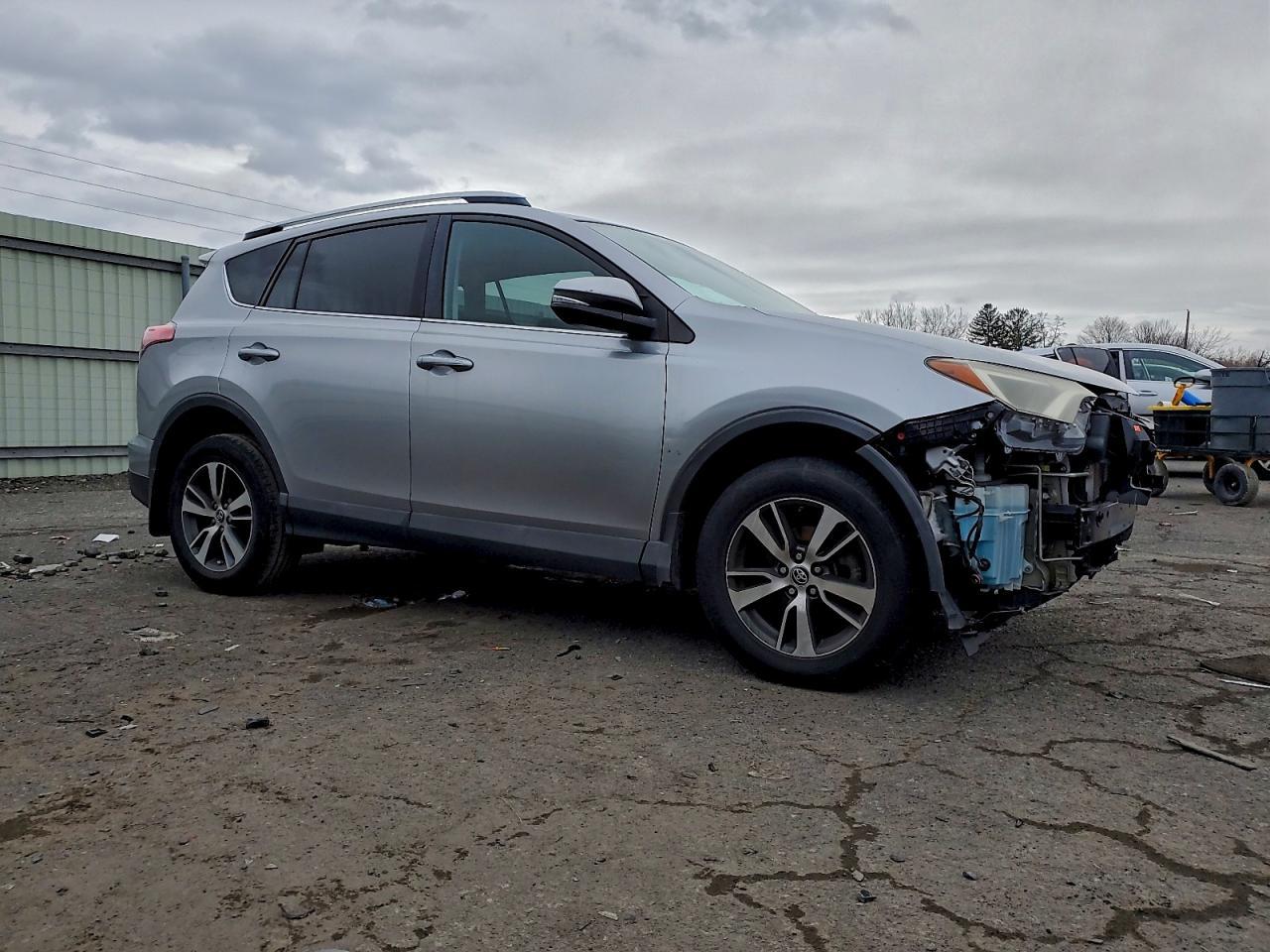 2016 TOYOTA RAV4