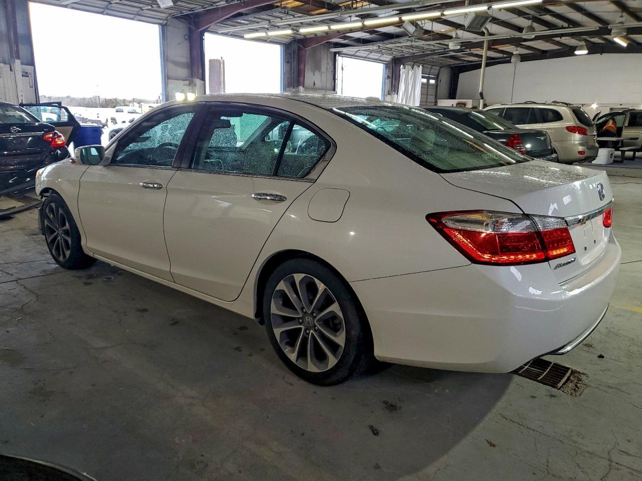 2015 HONDA ACCORD