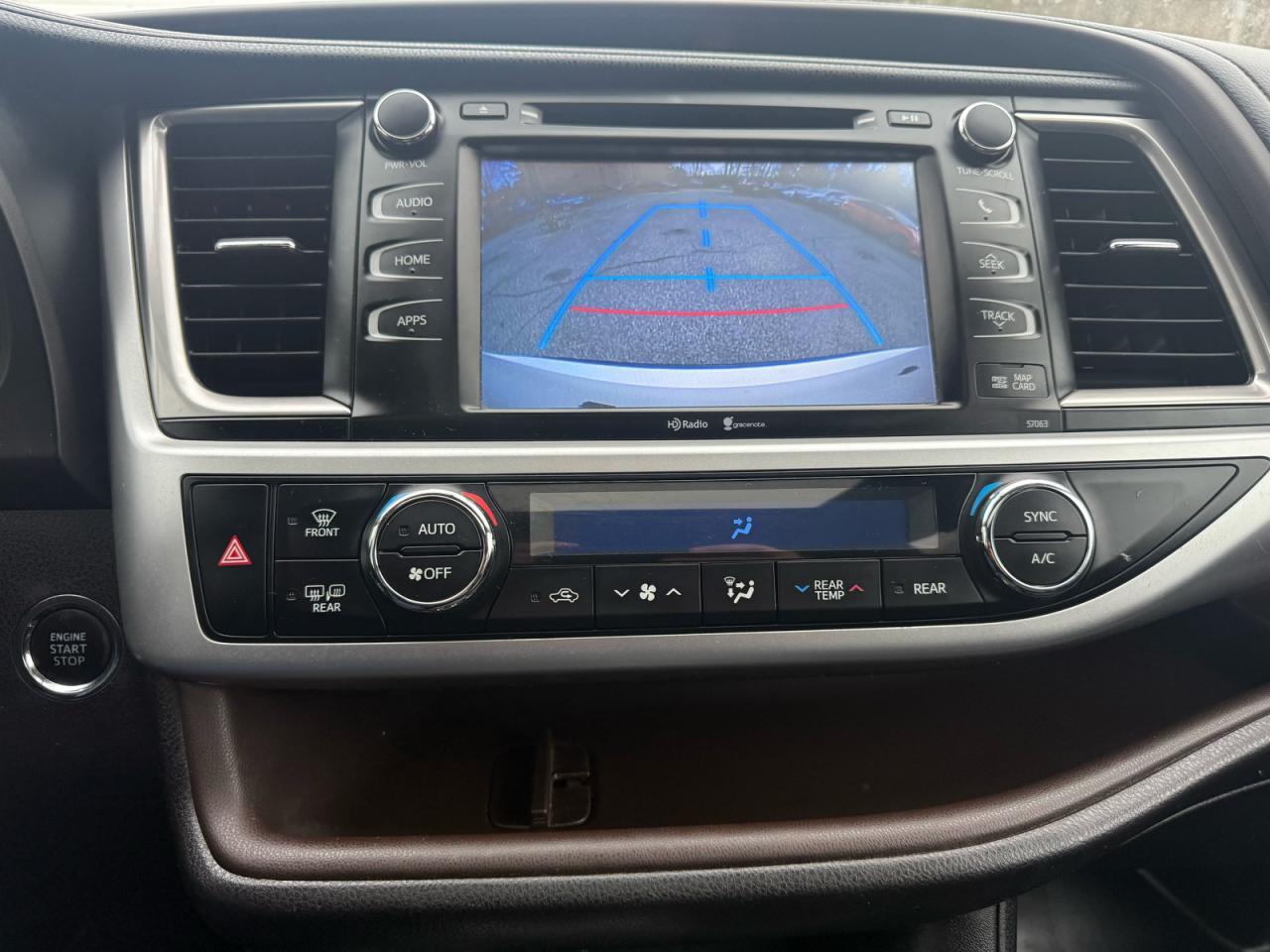 2014 TOYOTA HIGHLANDER