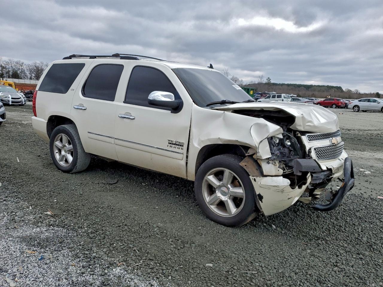2011 CHEVROLET Tahoe