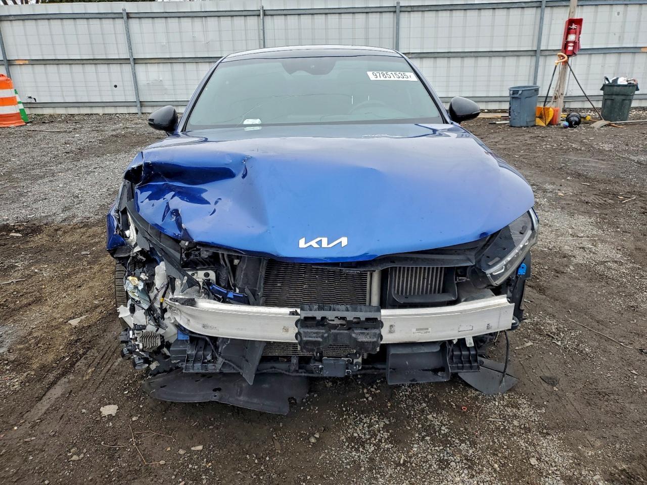 2022 KIA K5