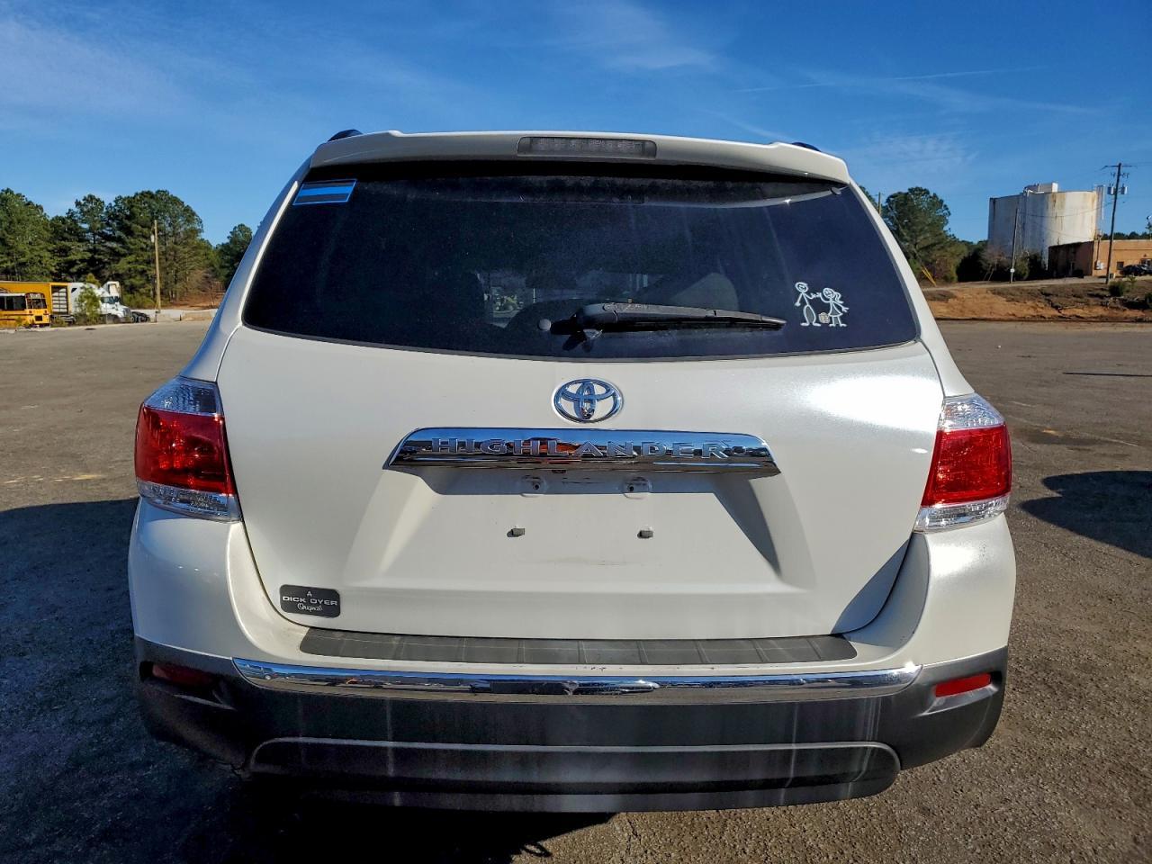 2013 TOYOTA HIGHLANDER