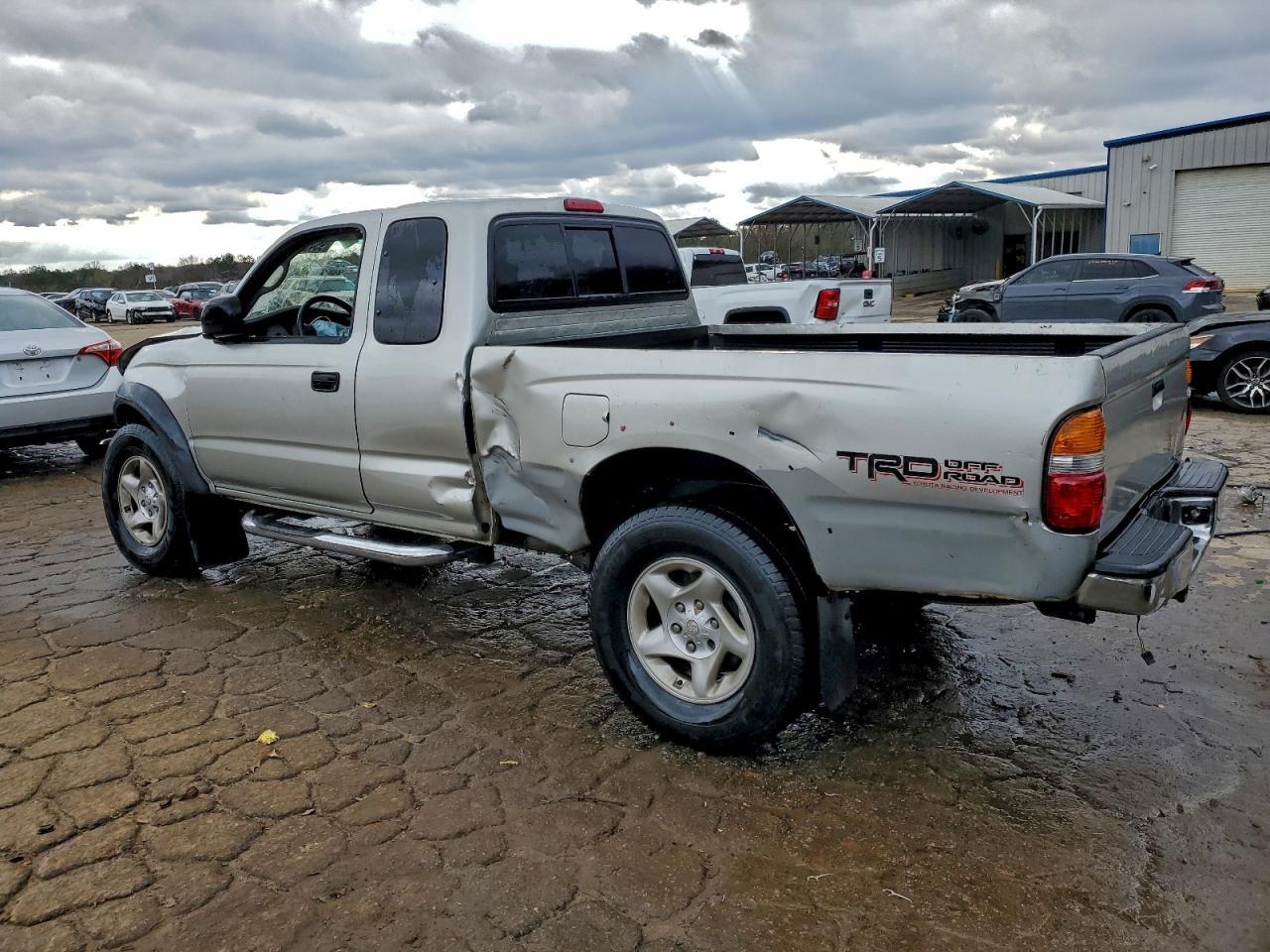 2003 TOYOTA TACOMA