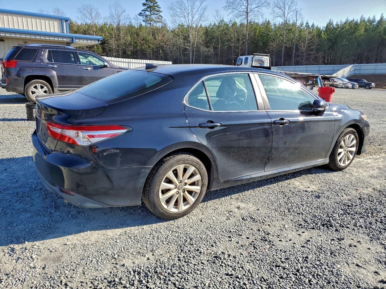 2019 TOYOTA CAMRY