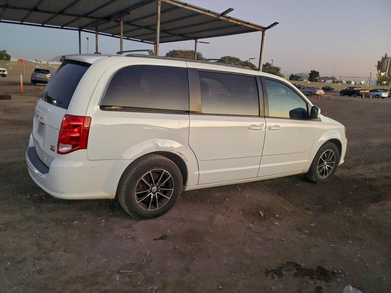 2017 DODGE GRAND CARAVAN