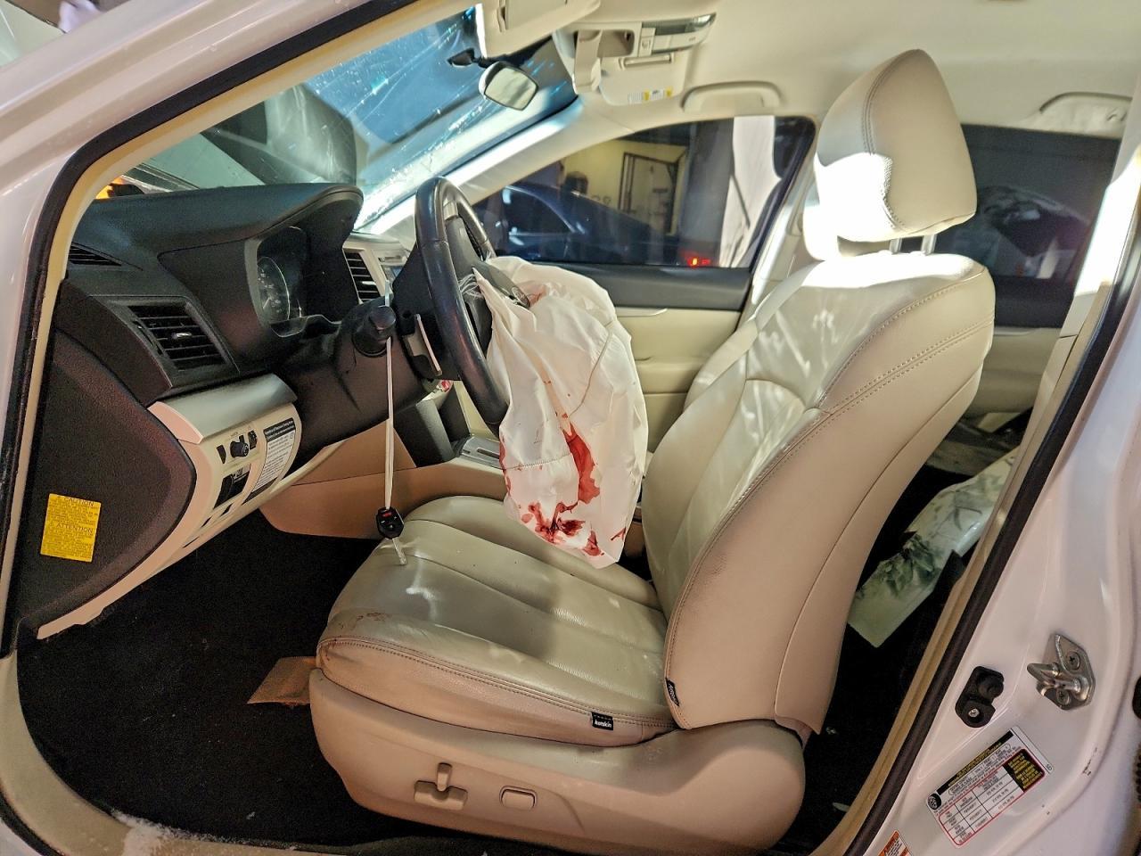 2012 SUBARU Outback