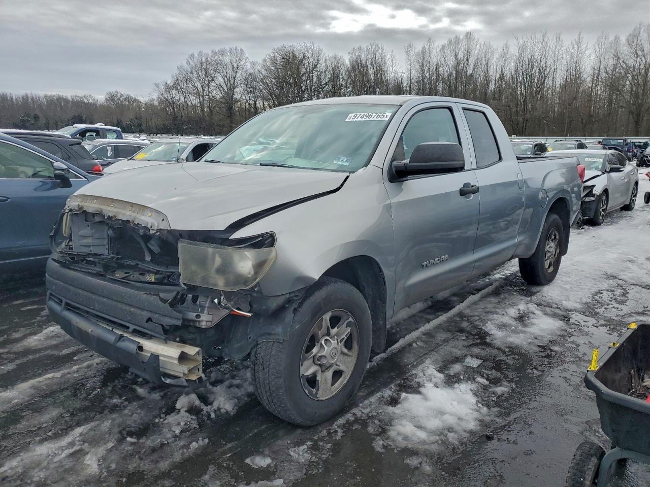 2011 TOYOTA TUNDRA