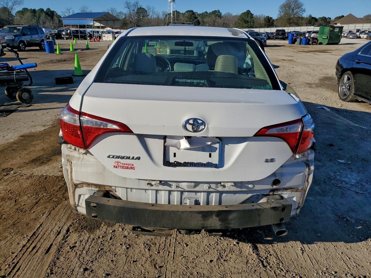 2015 TOYOTA COROLLA
