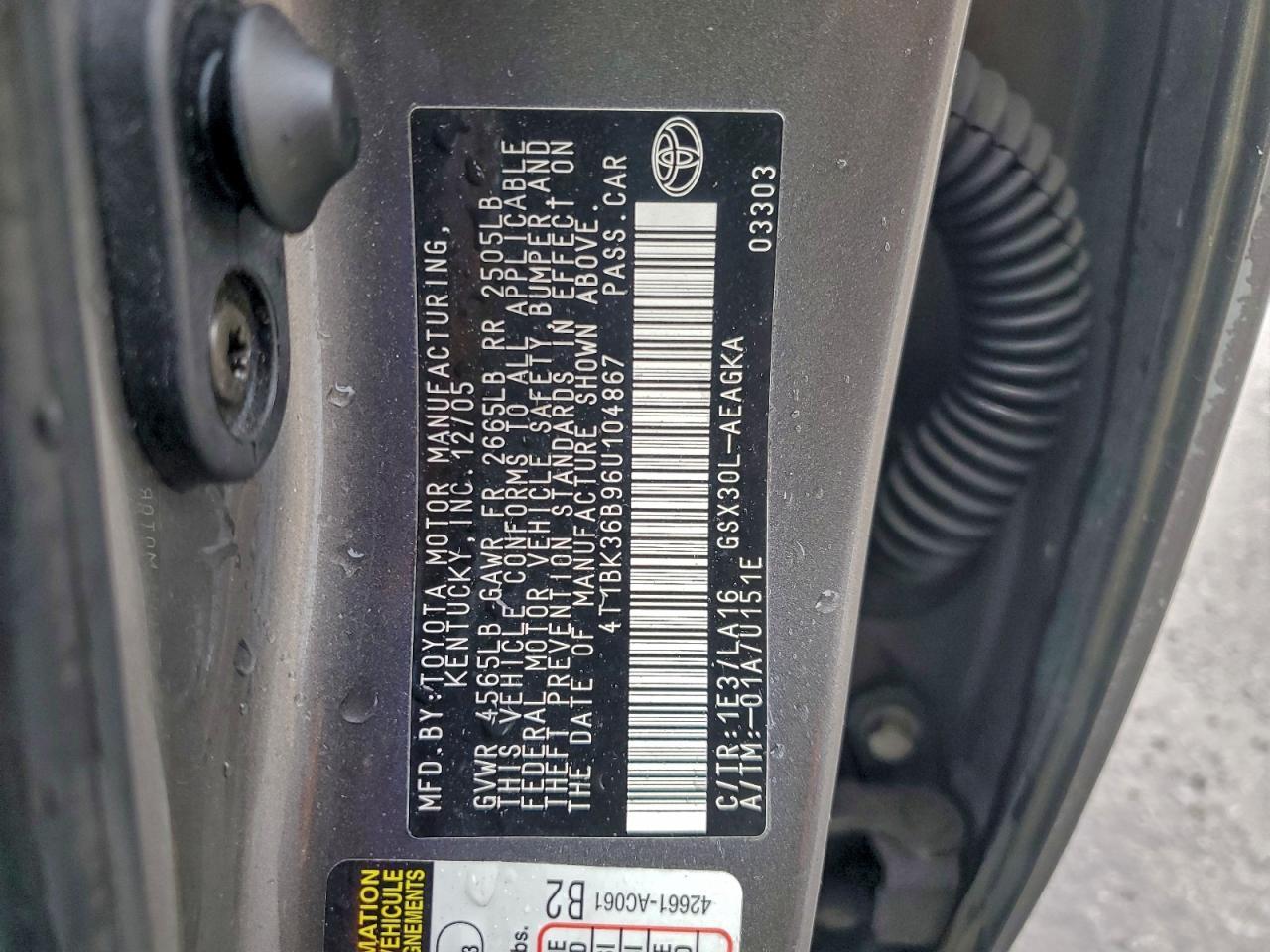 2006 TOYOTA Avalon