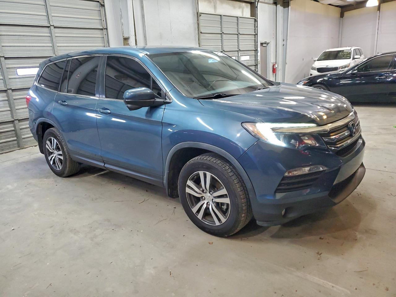 2017 HONDA PILOT