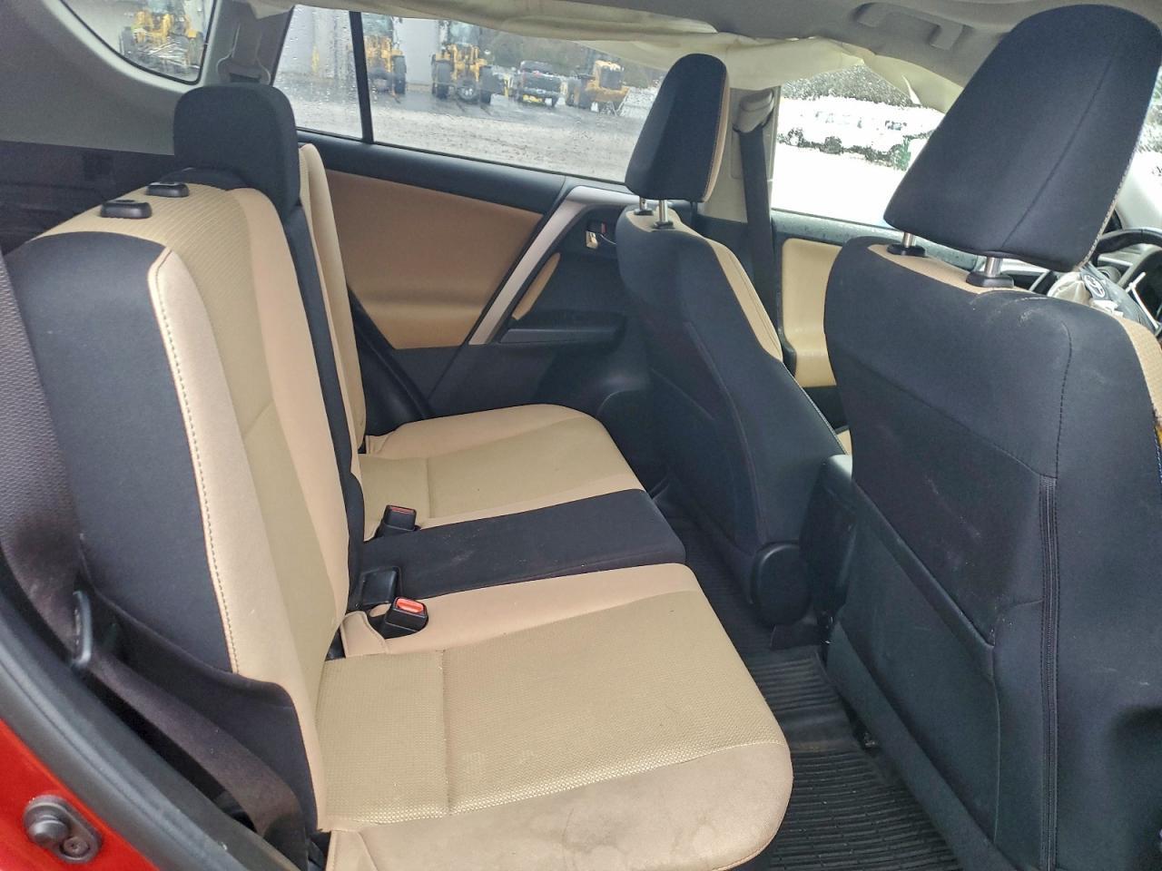 2016 TOYOTA RAV4