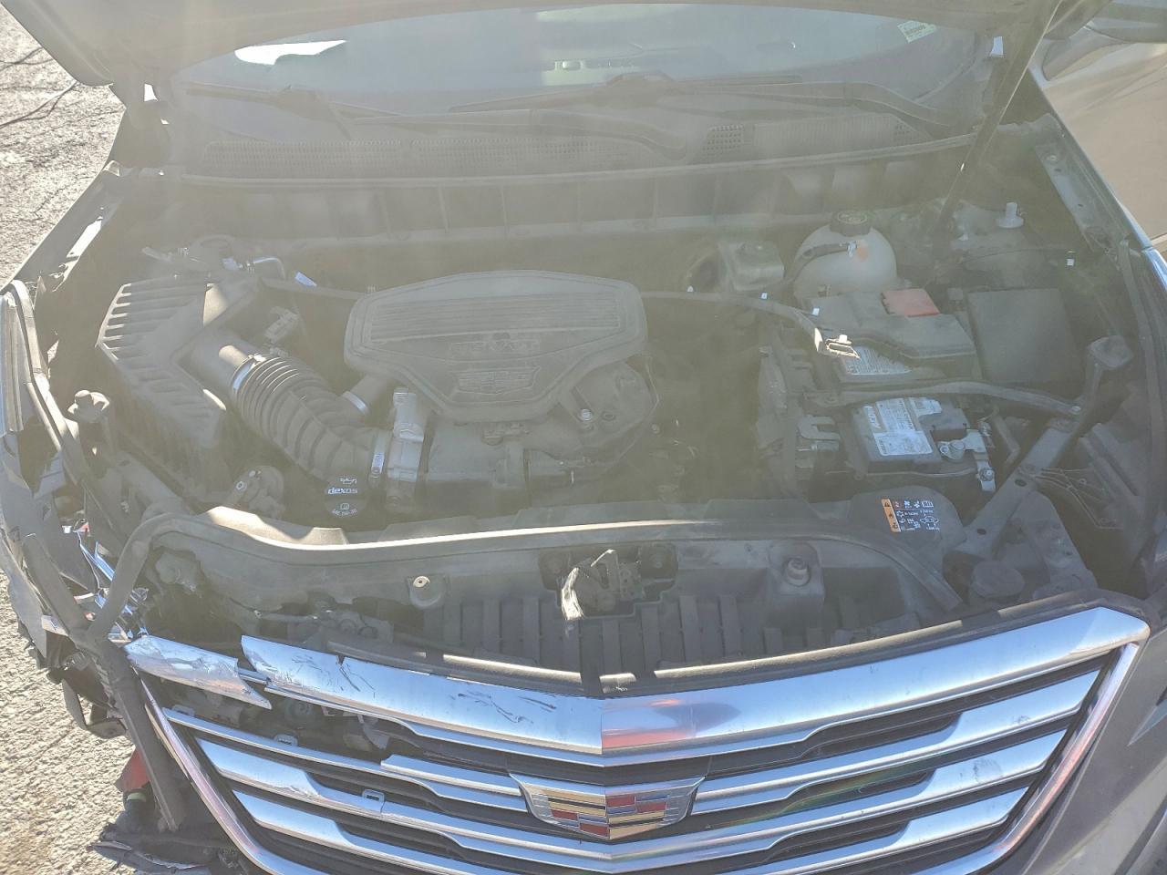 2017 CADILLAC XT5