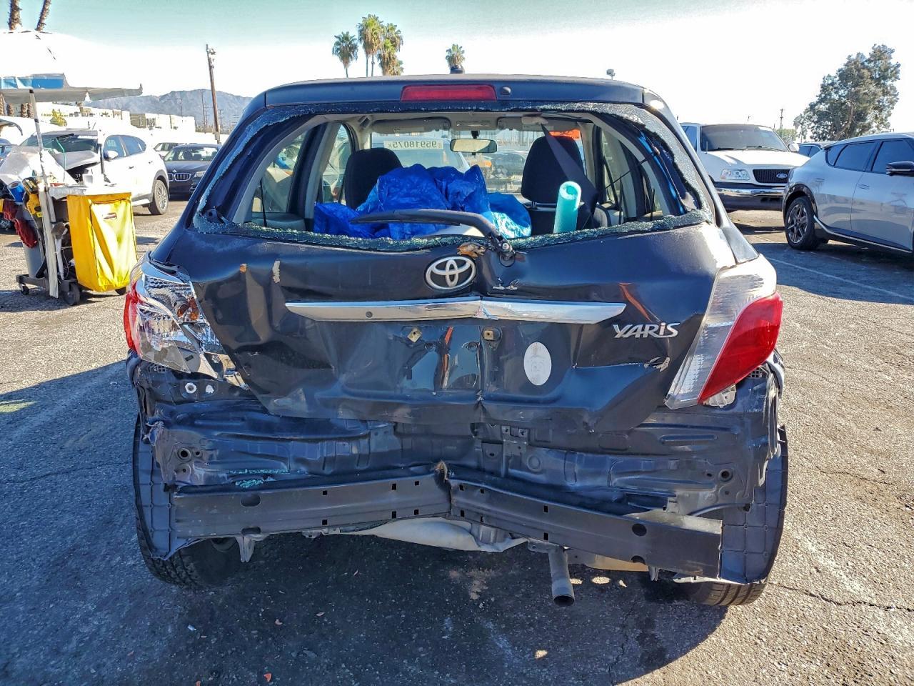 2012 TOYOTA YARIS