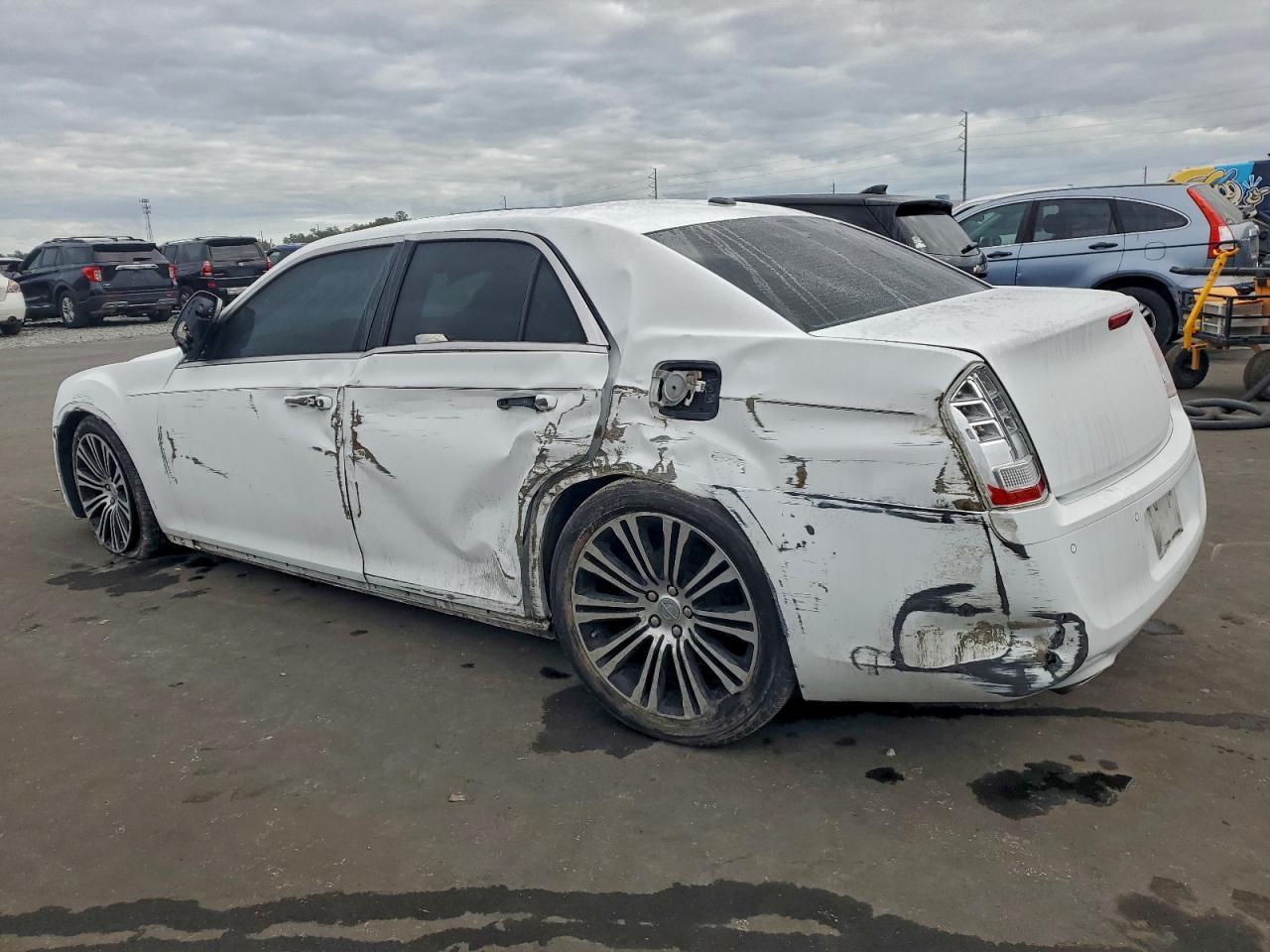 2013 CHRYSLER 300