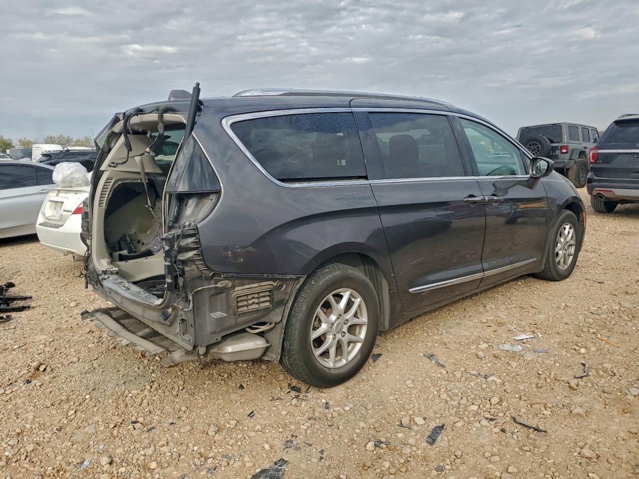 2020 CHRYSLER Pacifica