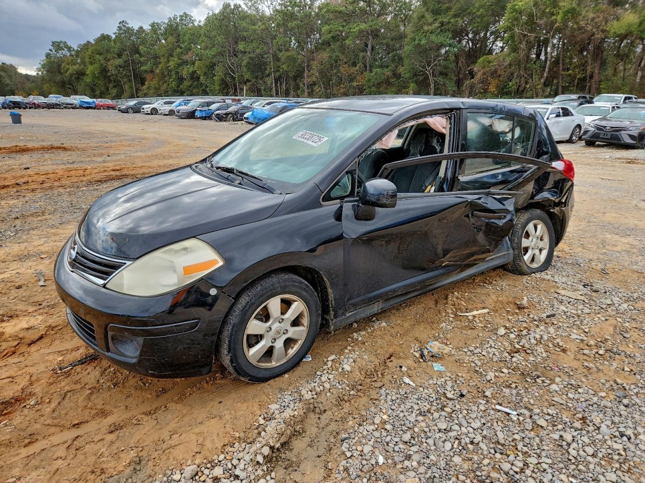 2012 NISSAN VERSA