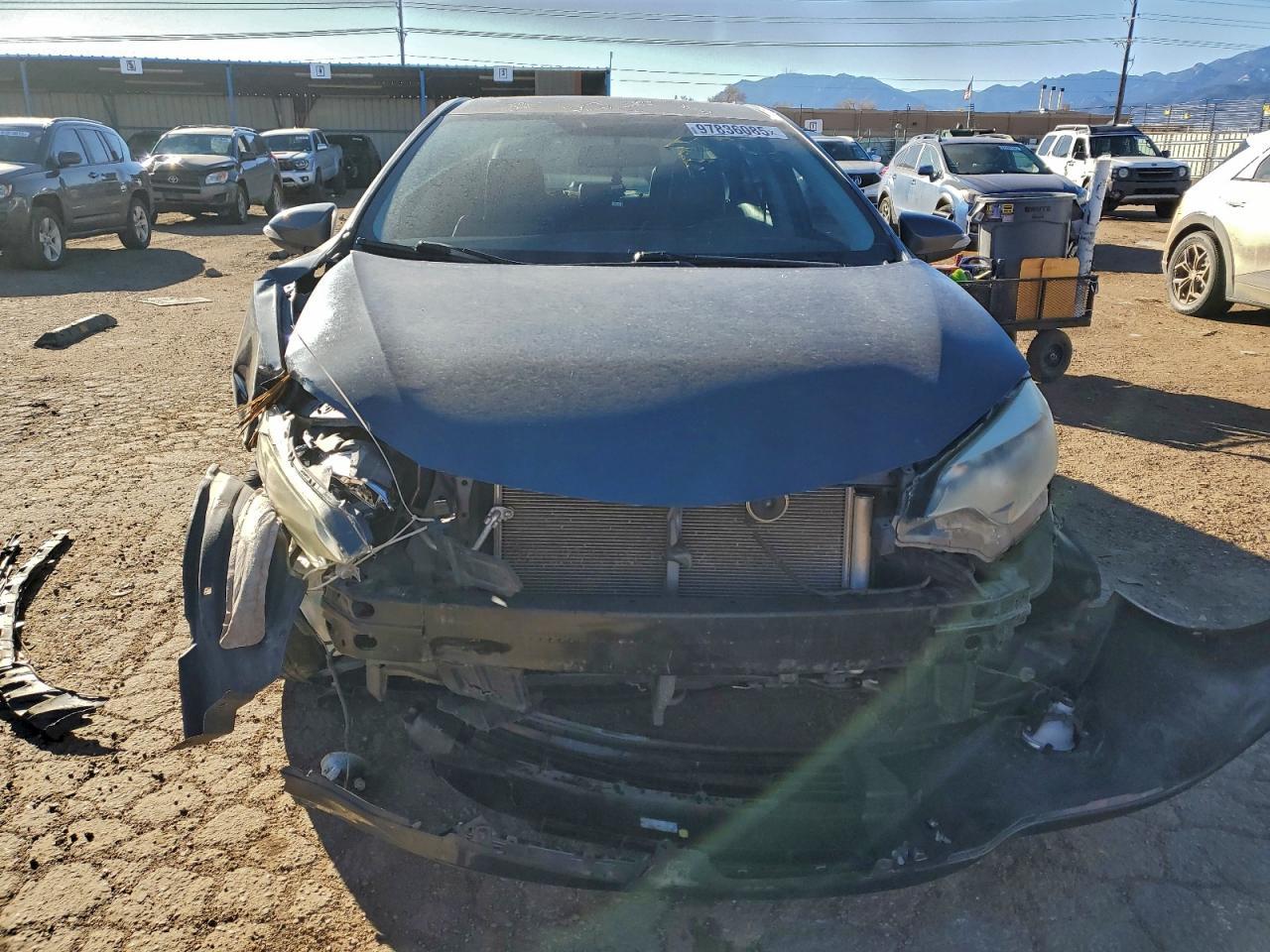 2015 TOYOTA COROLLA
