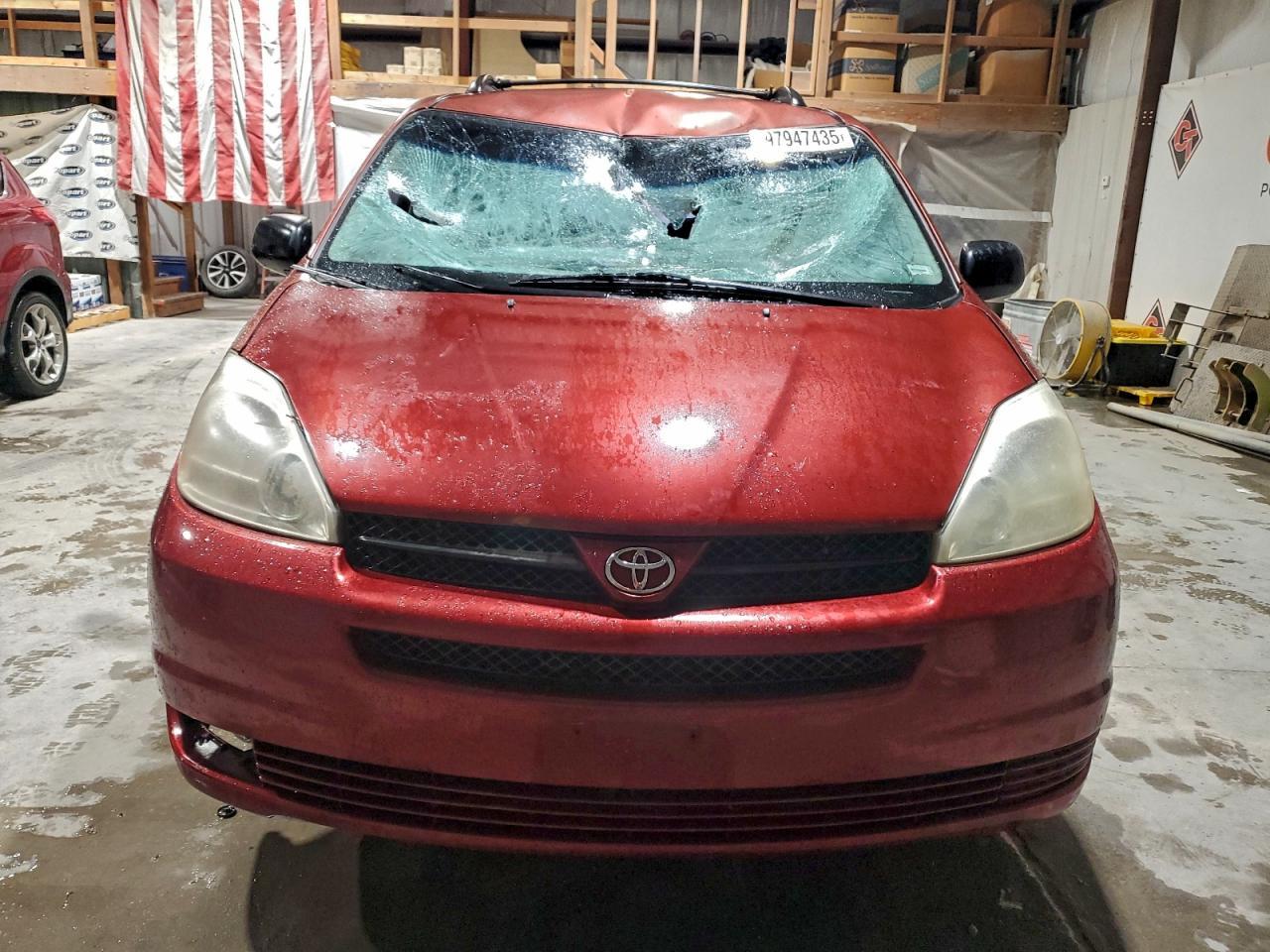 2004 TOYOTA SIENNA