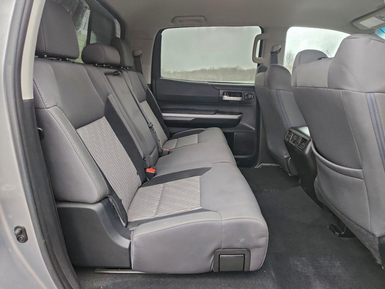 2016 TOYOTA TUNDRA