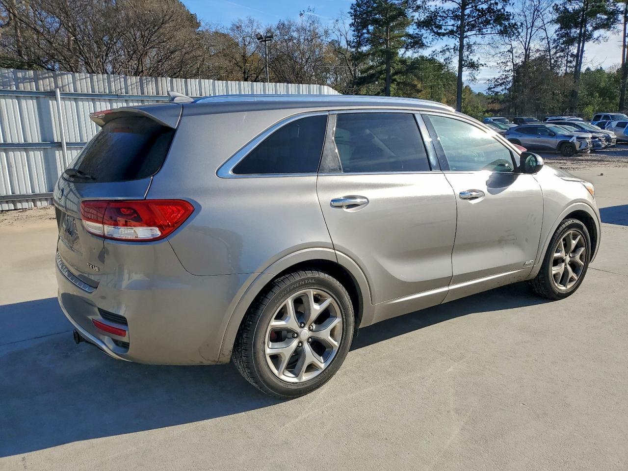 2017 KIA SORENTO