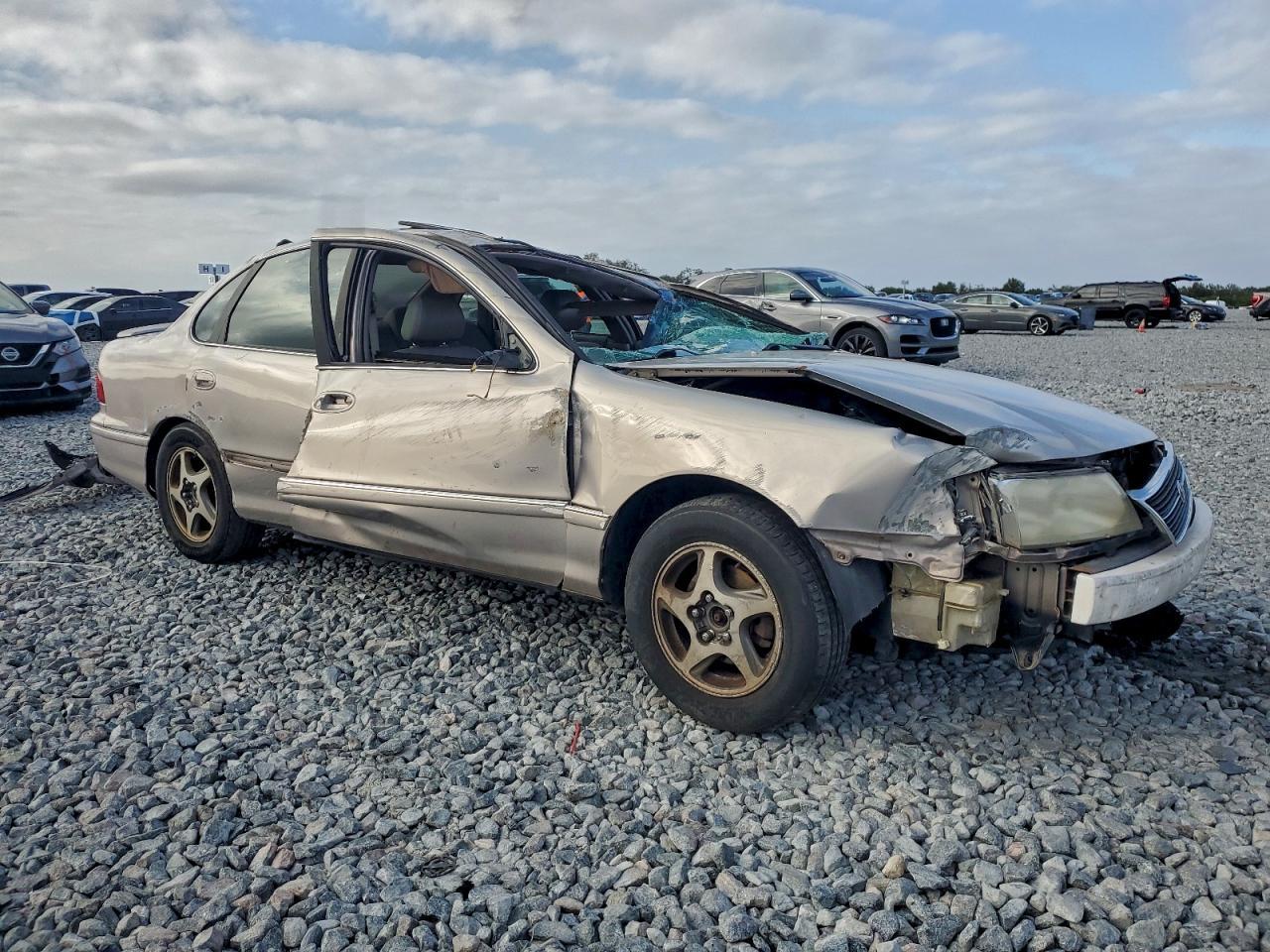 1998 TOYOTA Avalon