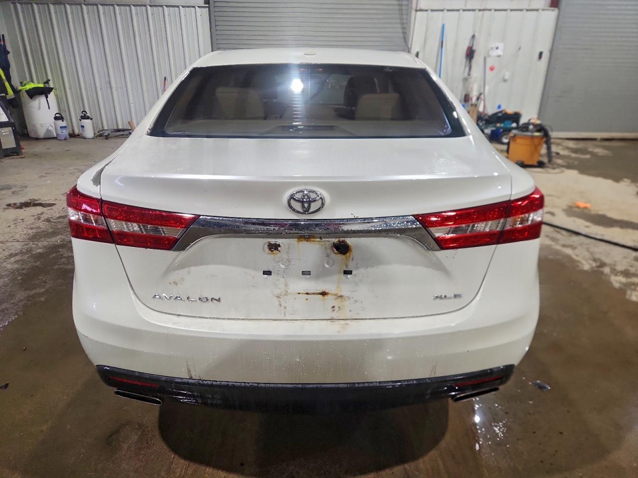 2015 TOYOTA Avalon