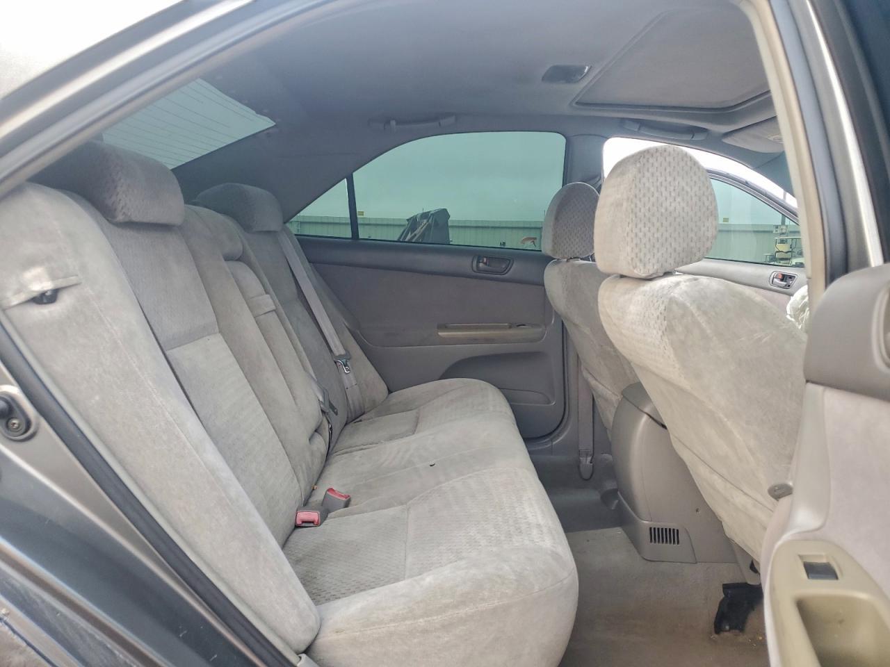 2002 TOYOTA CAMRY