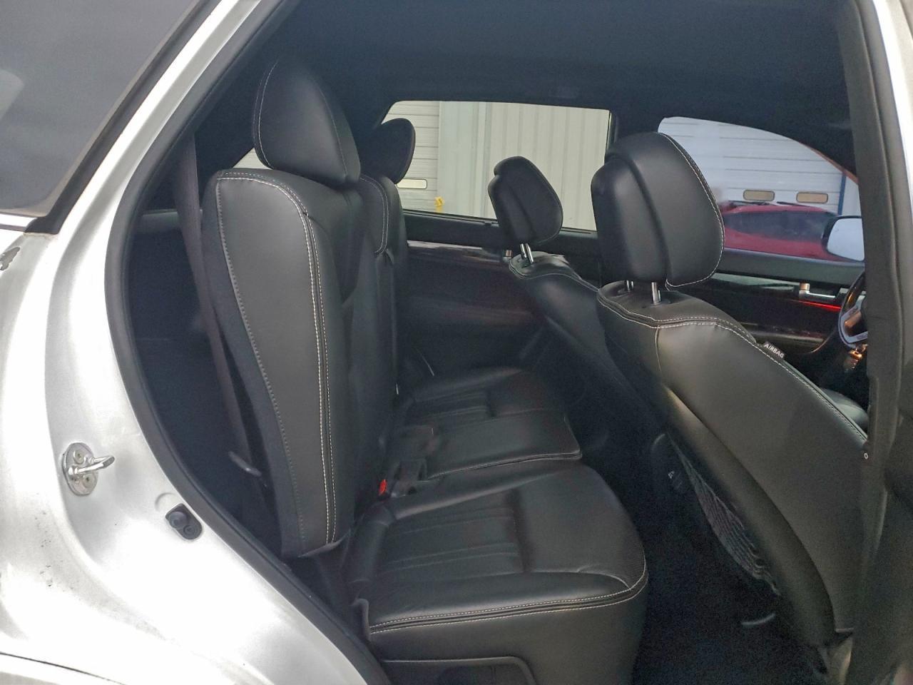 2014 KIA SORENTO