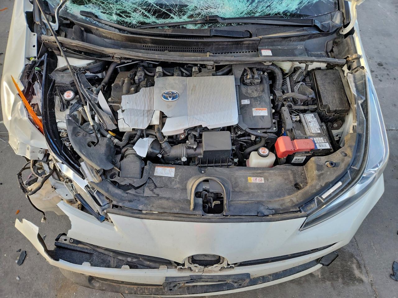 2019 TOYOTA PRIUS