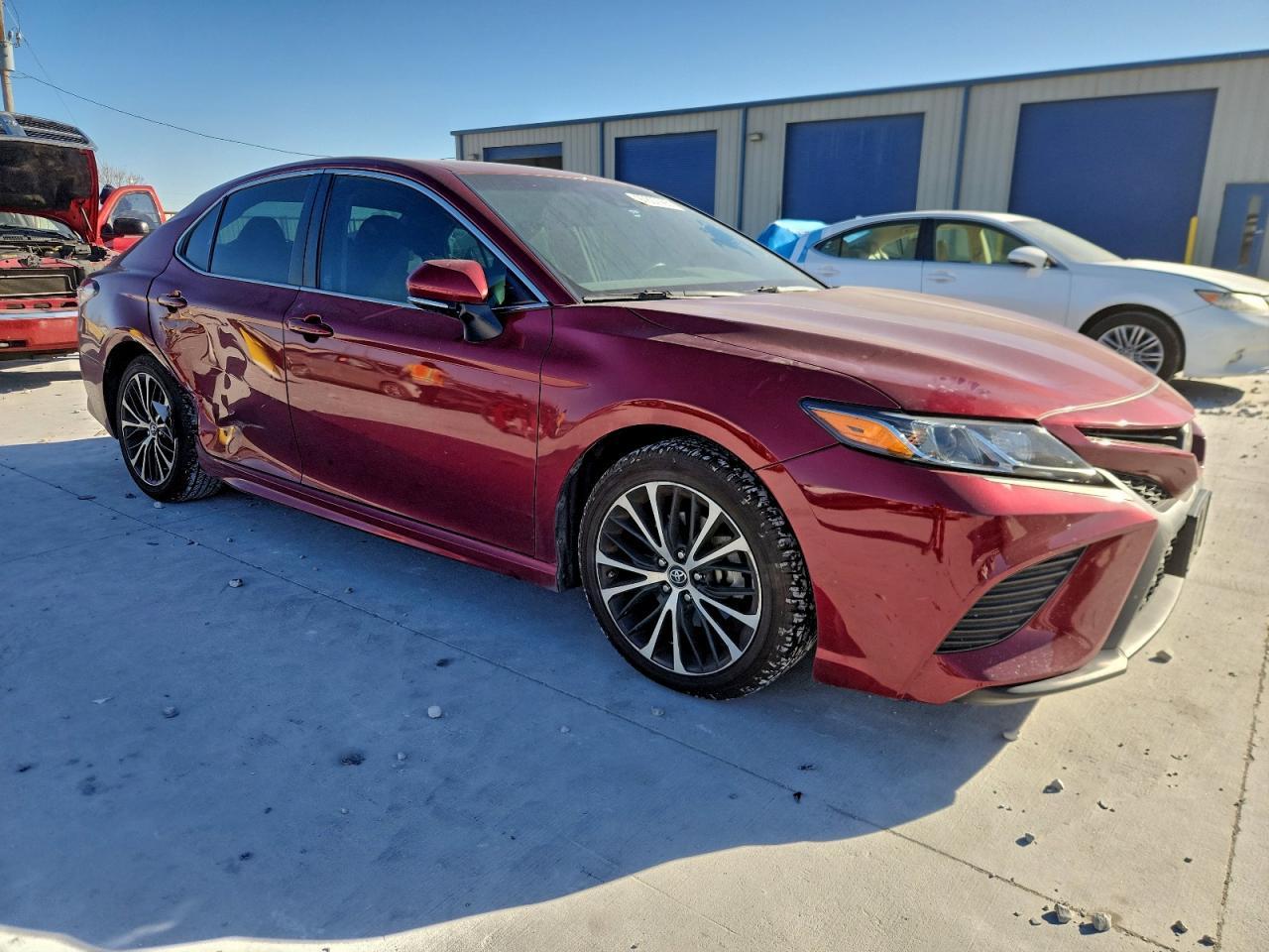 2018 TOYOTA CAMRY