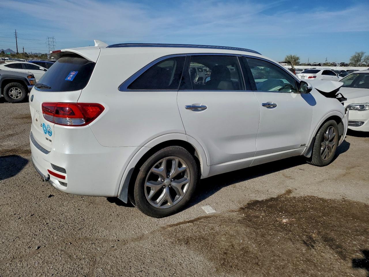 2017 KIA SORENTO