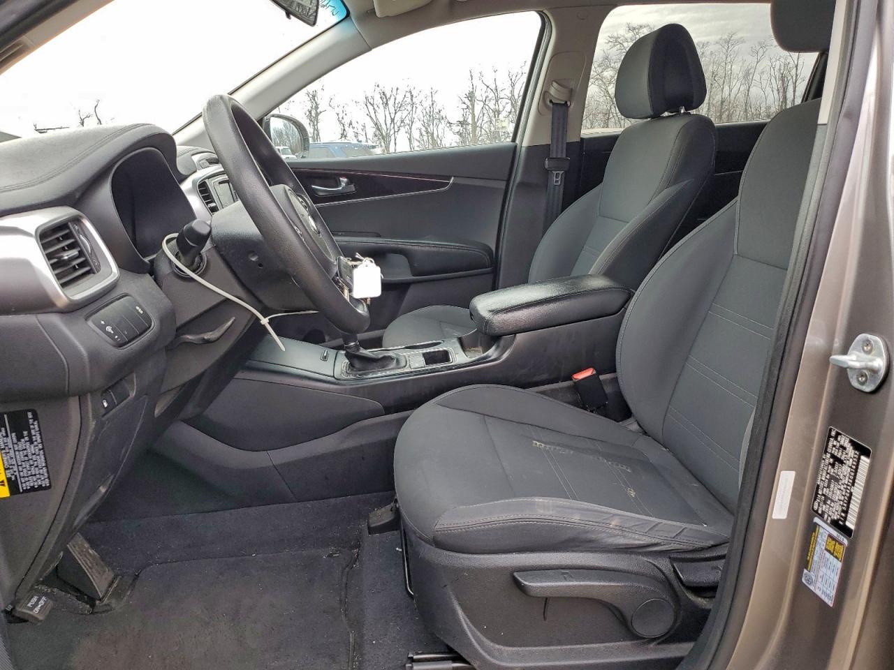 2016 KIA SORENTO