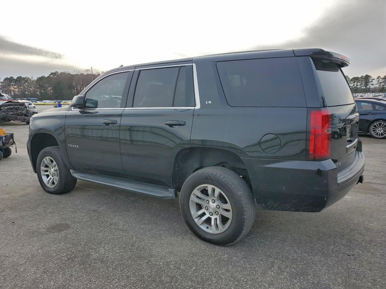 2016 CHEVROLET Tahoe