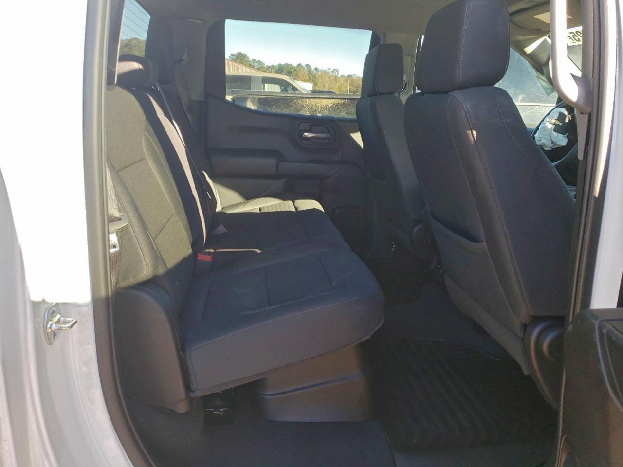 2025 CHEVROLET Silverado