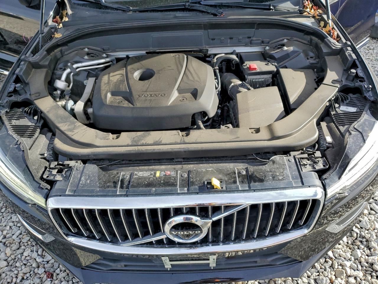 2021 VOLVO XC60