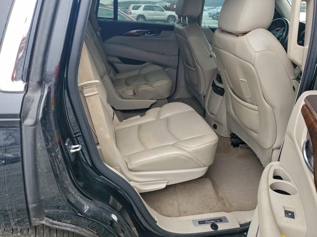 2016 CADILLAC ESCALADE