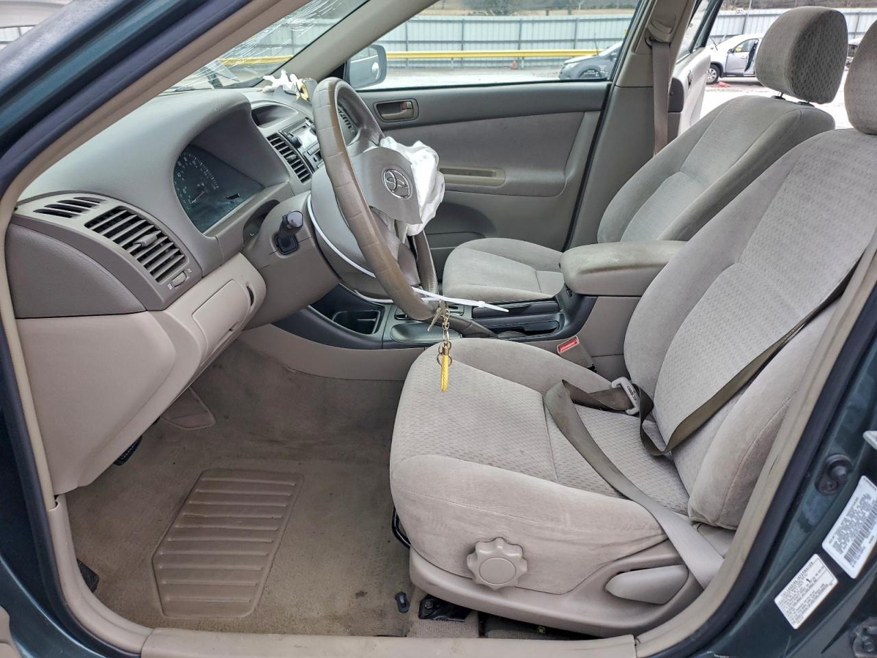 2002 TOYOTA CAMRY