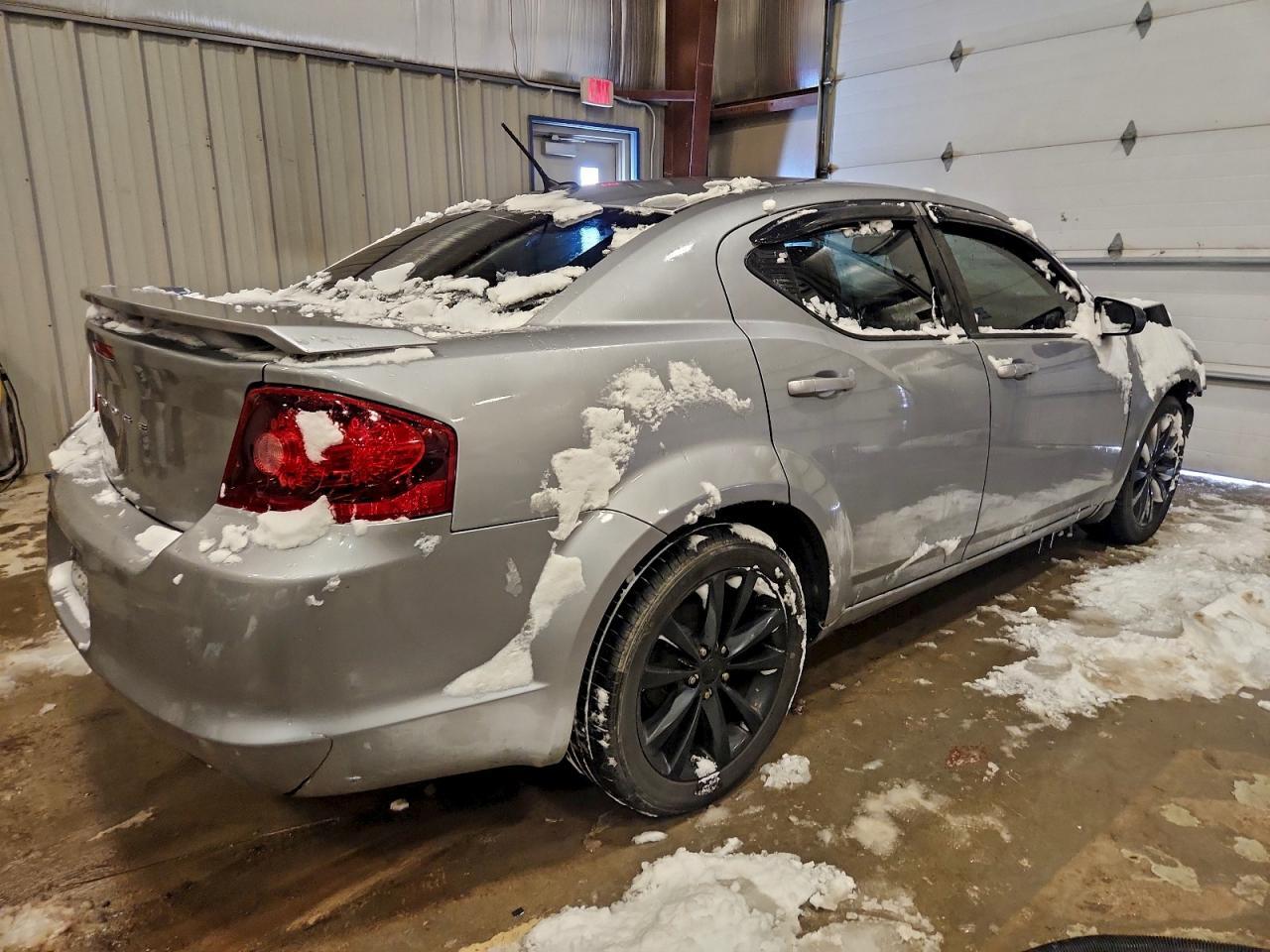 2014 DODGE Avenger
