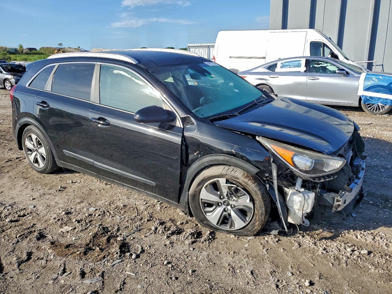 2017 KIA Niro
