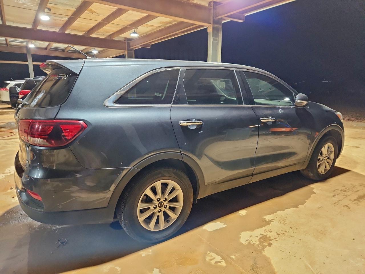 2020 KIA SORENTO