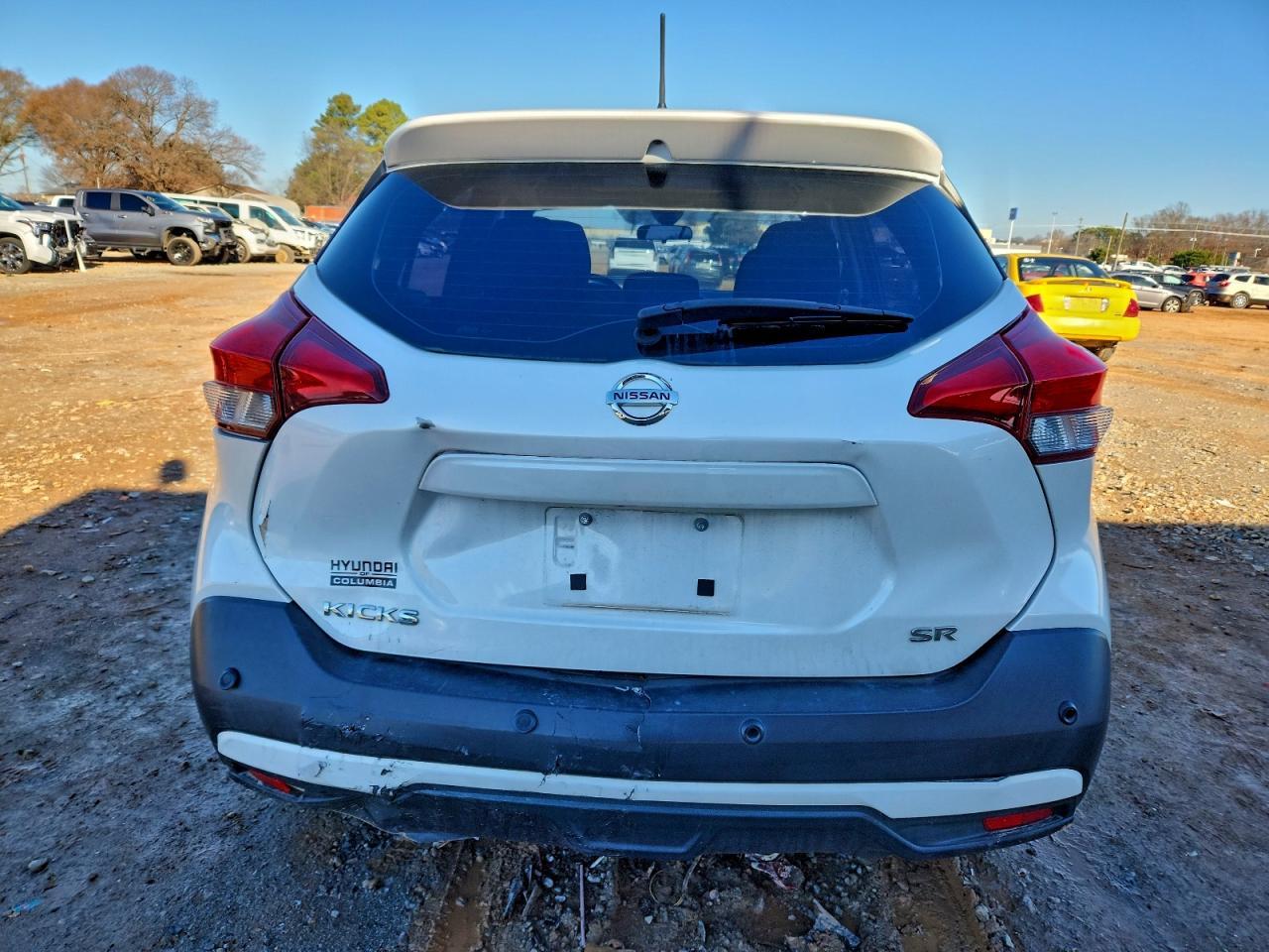 2020 NISSAN KICKS