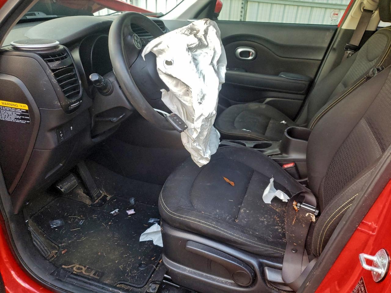 2016 KIA SOUL