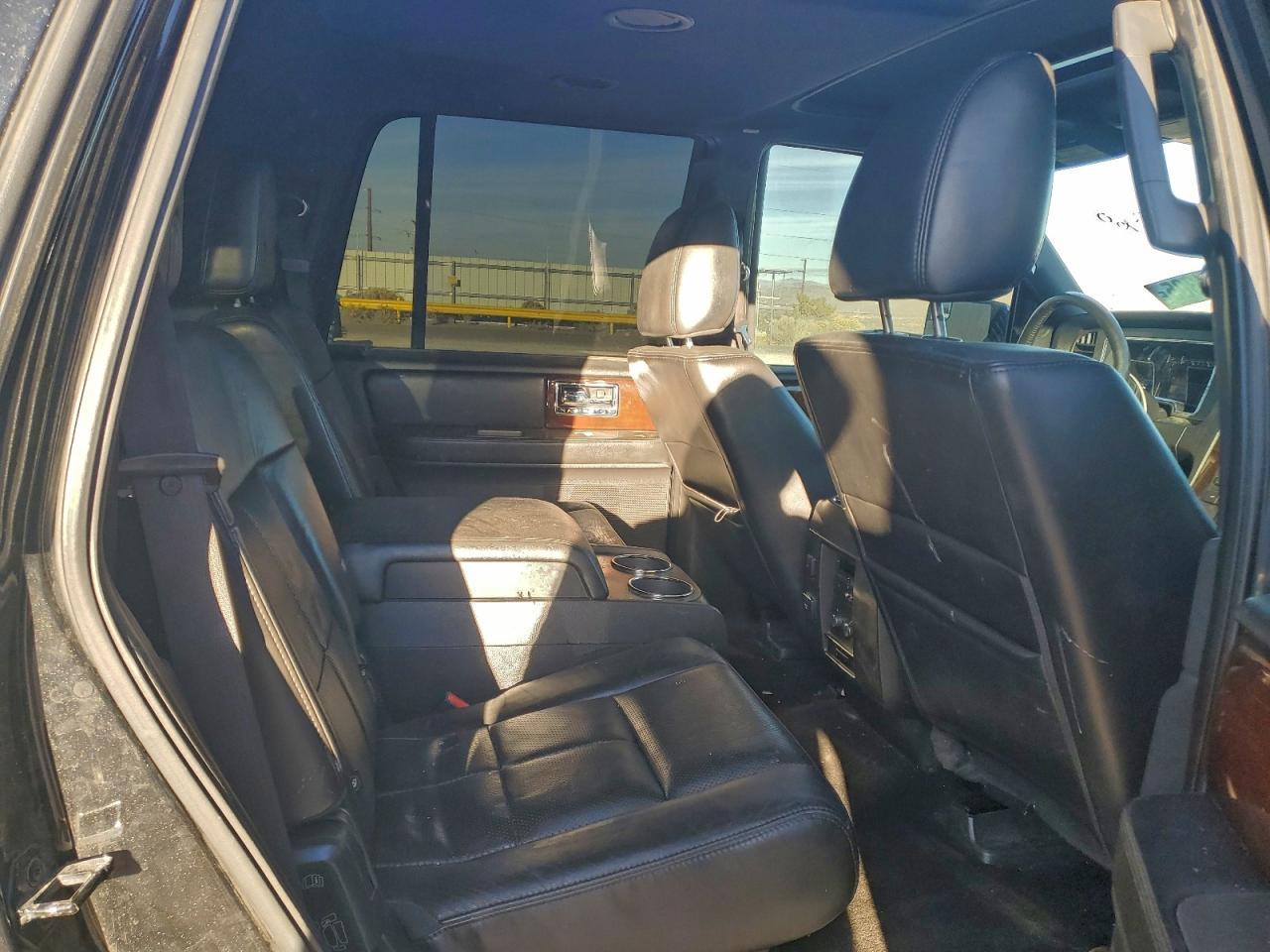 2013 LINCOLN Navigator