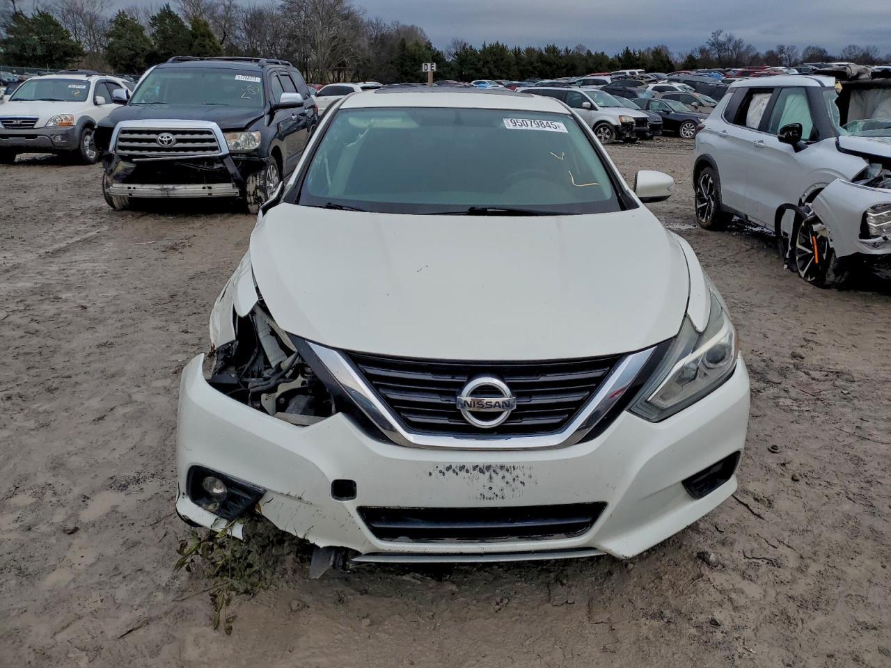 2016 NISSAN ALTIMA