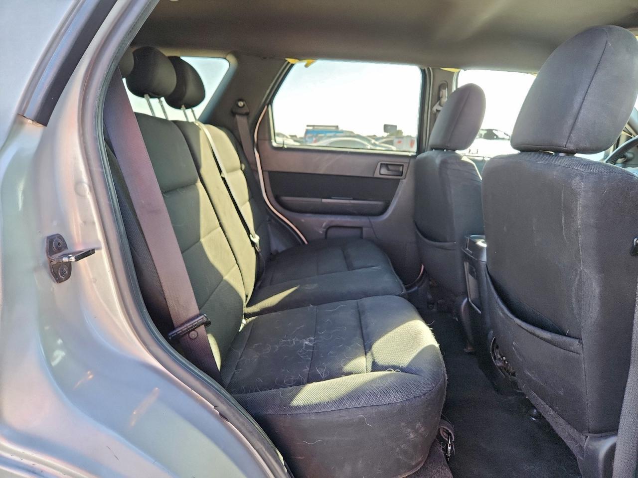 2009 FORD ESCAPE