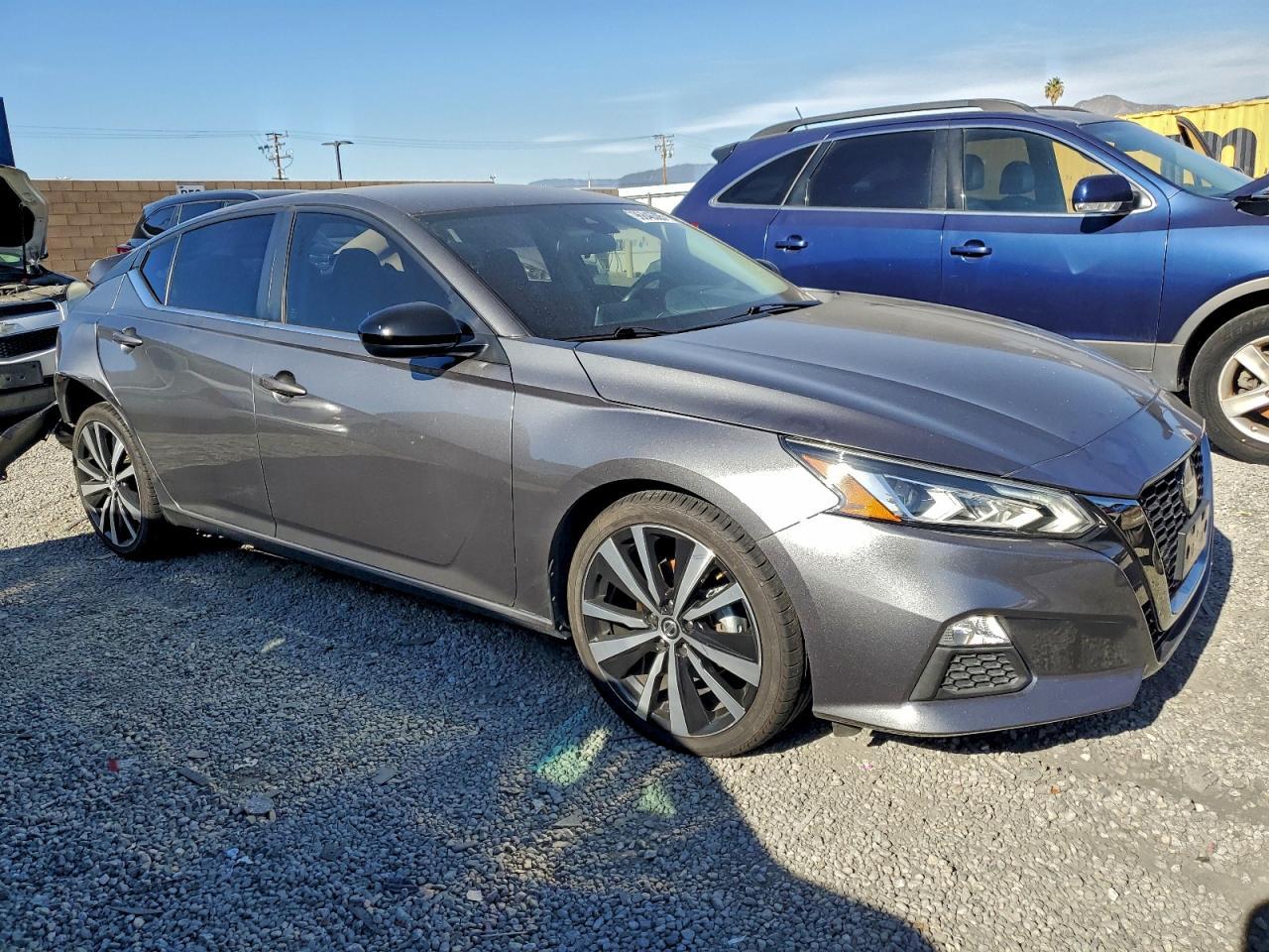 2022 NISSAN ALTIMA